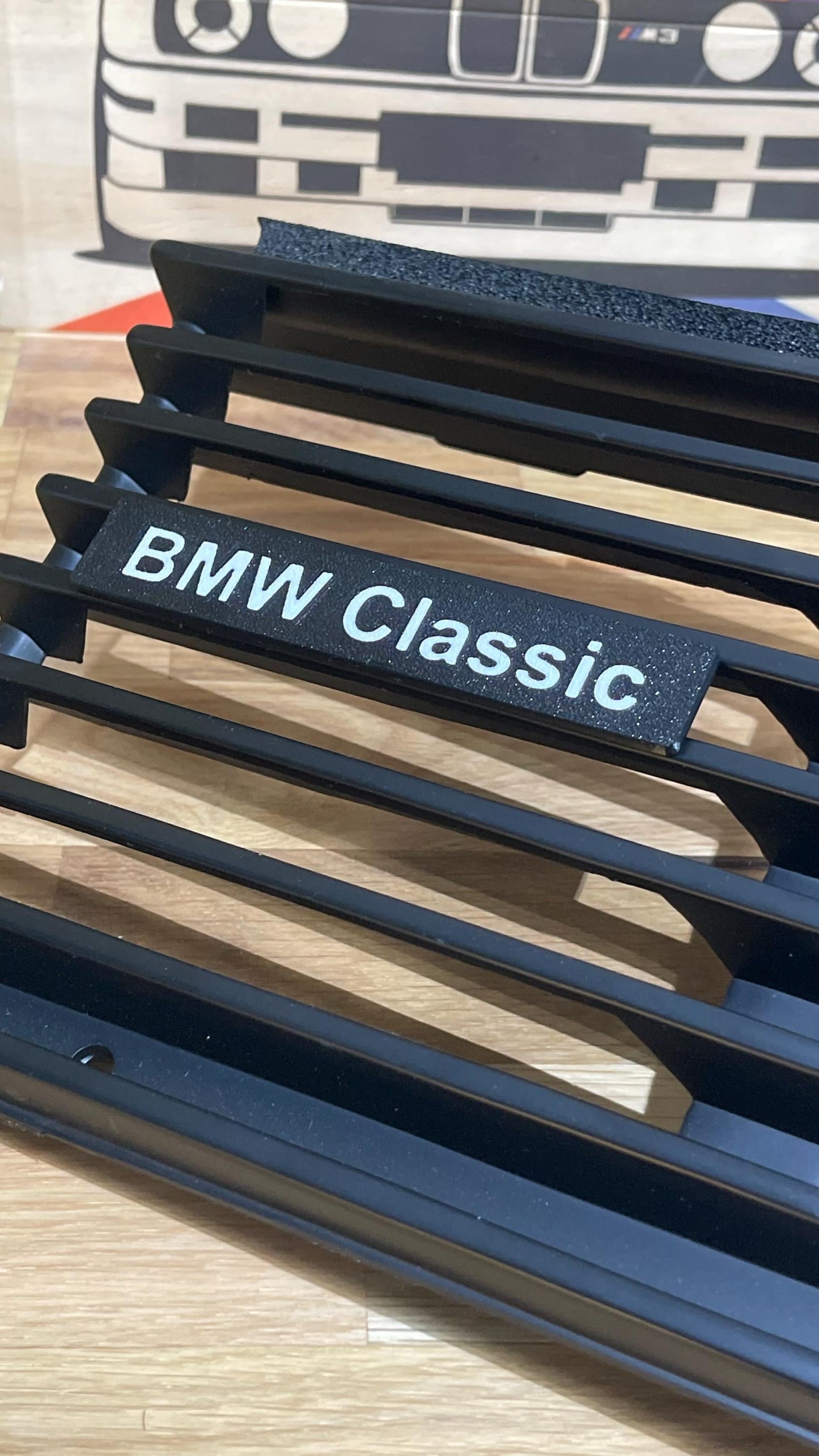 Bmw E30 "Bmw Classic" badge / emblem