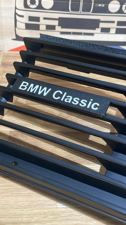 Bmw E30 "Bmw Classic" badge / emblem