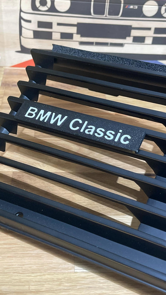 Bmw E30 "Bmw Classic" badge / emblem