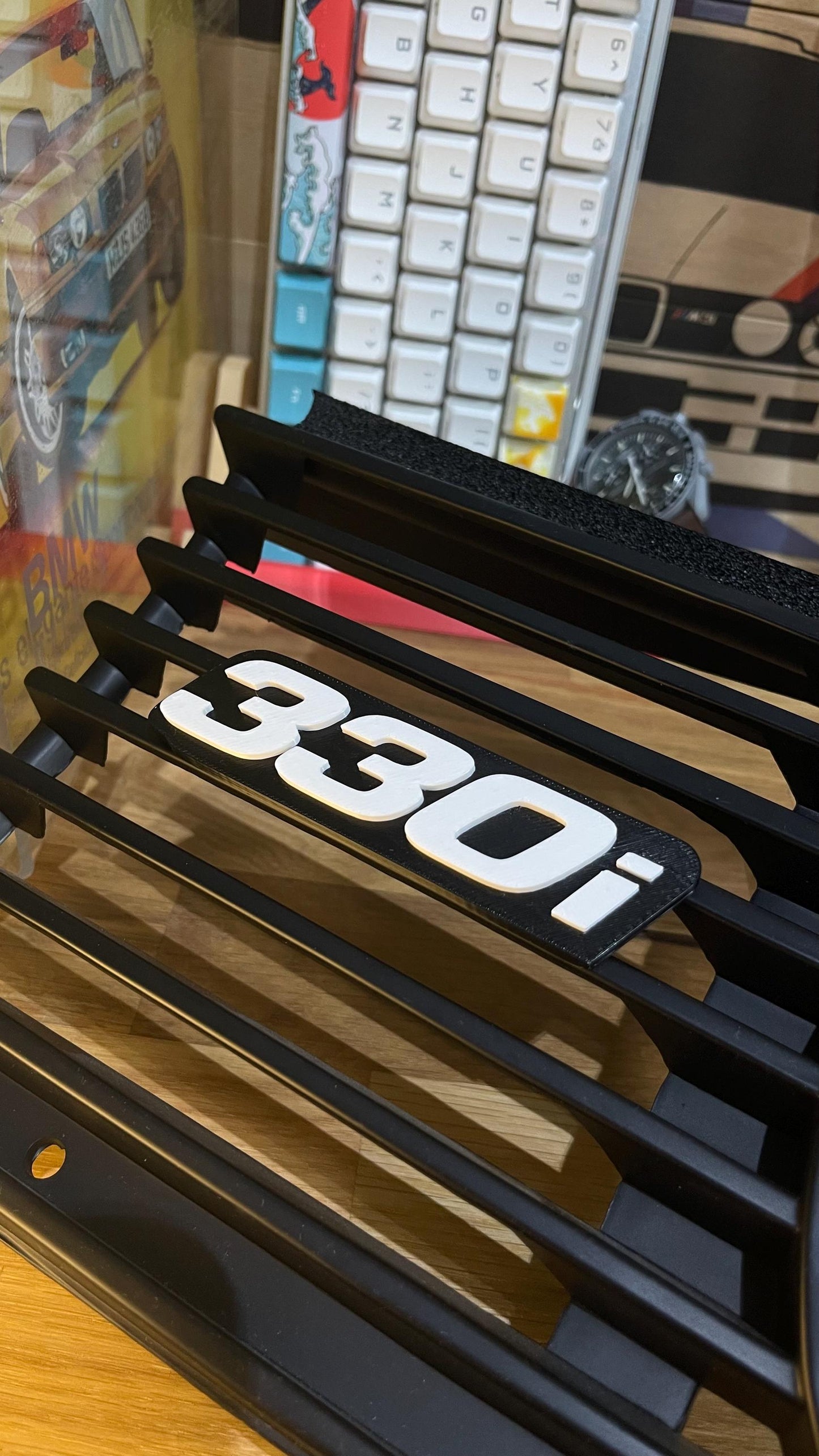 BMW E30 333i/330i Grill Badge