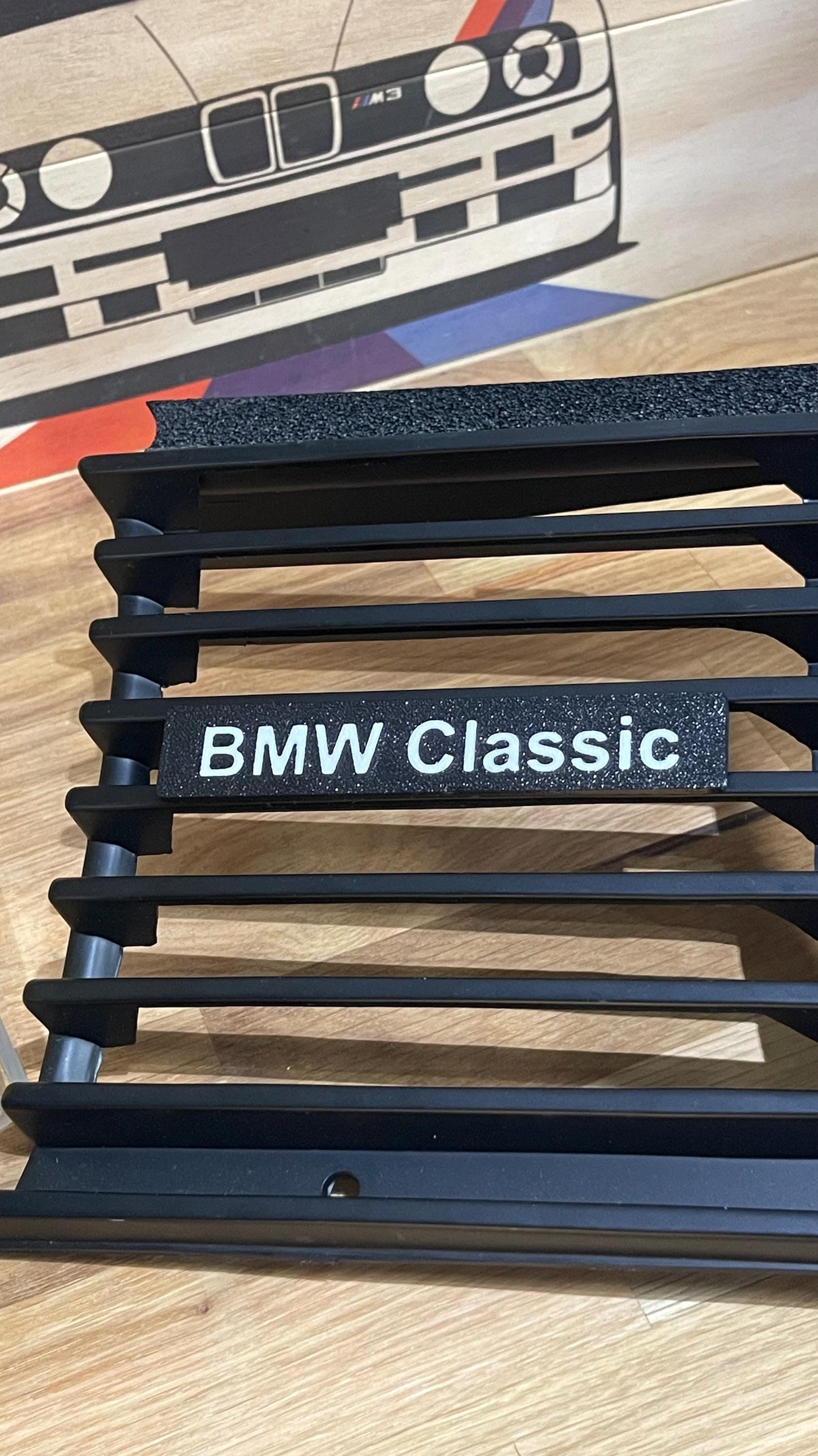 Bmw E30 "Bmw Classic" badge / emblem