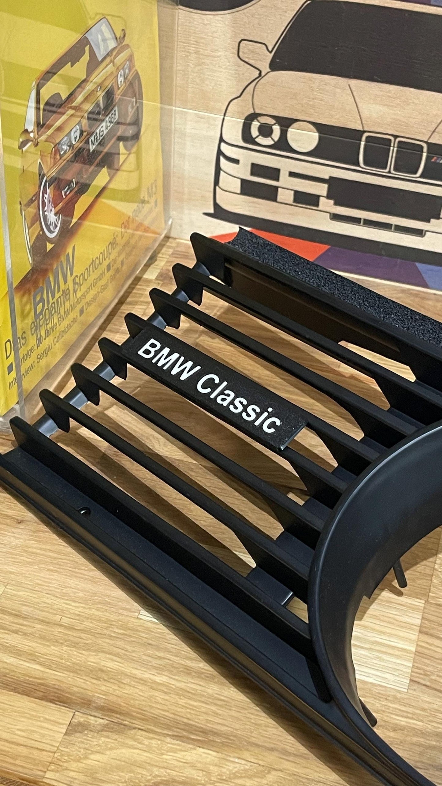 Bmw E30 "Bmw Classic" badge / emblem