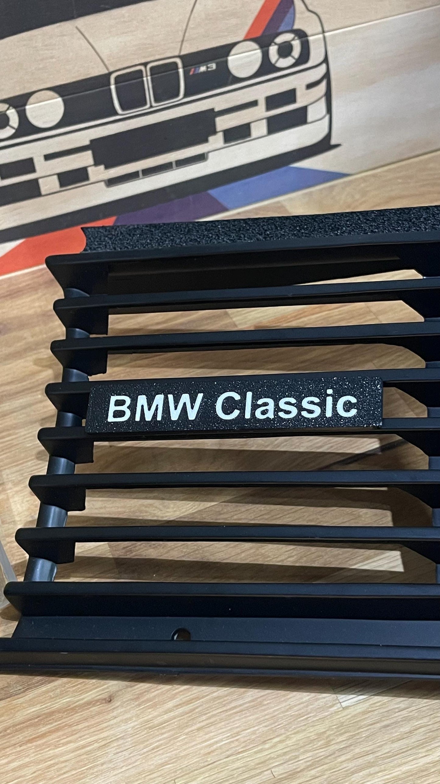 Bmw E30 "Bmw Classic" badge / emblem